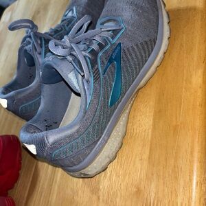 Brooks Athletic Shoes in Gray and Blue